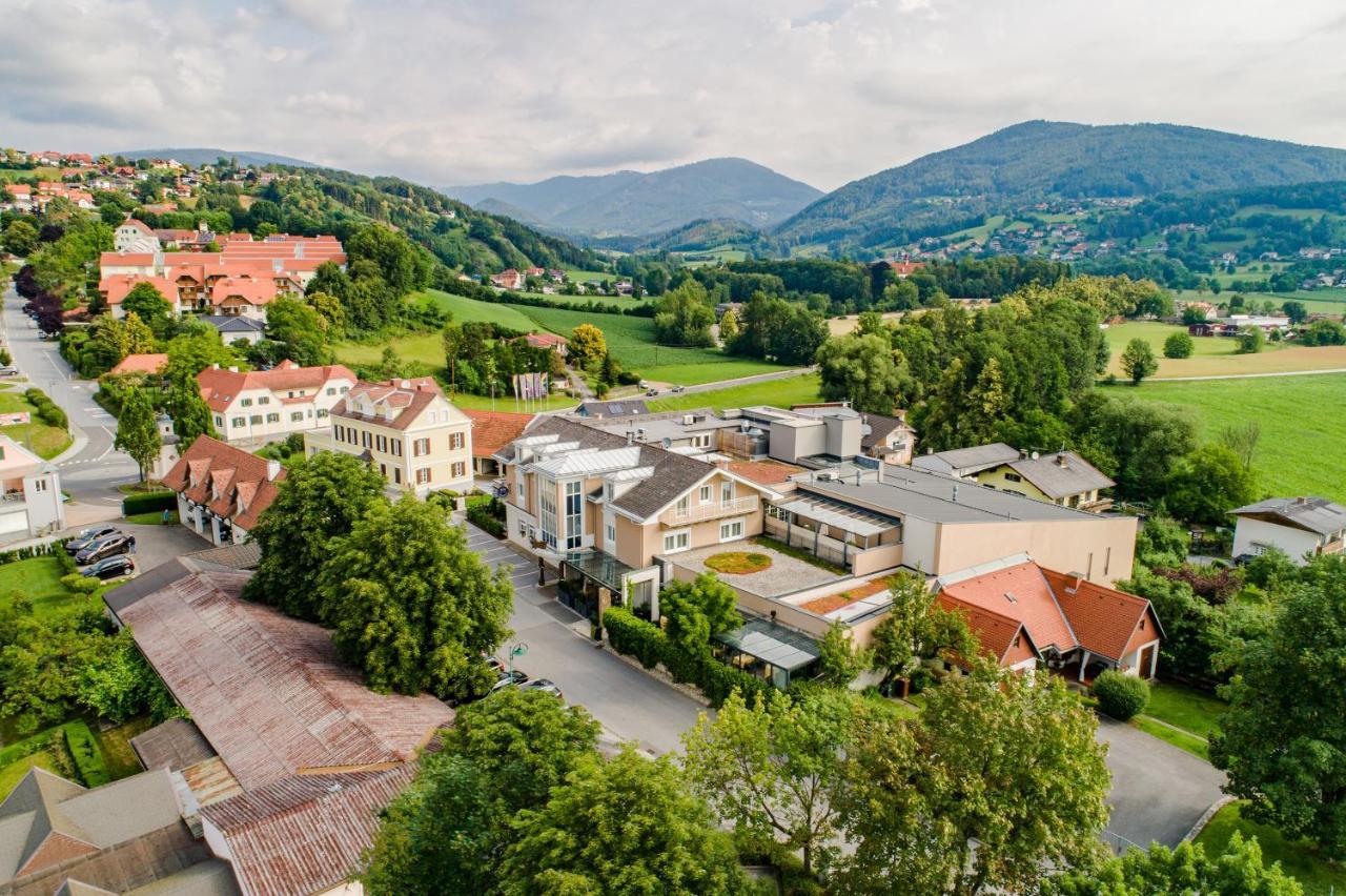 Hotel-Restaurant Allmer Weiz Exterior foto